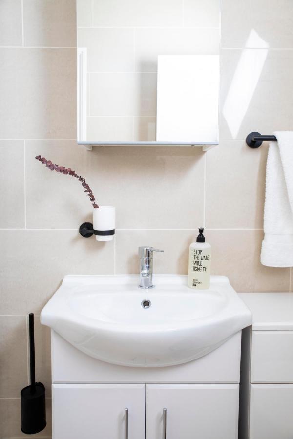 Bob W Commercial House Лондон Экстерьер фото
